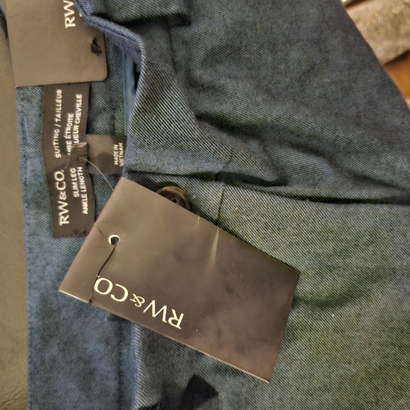 NWT RW and Co Dress Pants - Picture 4 of 7